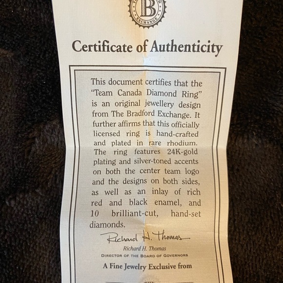 Bradford Exchange, team Canada ringdiamonds,certified authentic.Limited Edition. - Picture 7 of 9
